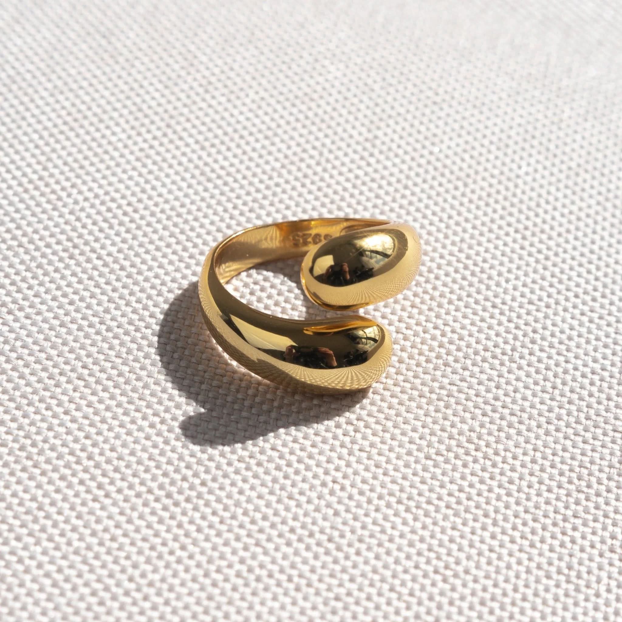 Embrace Ring