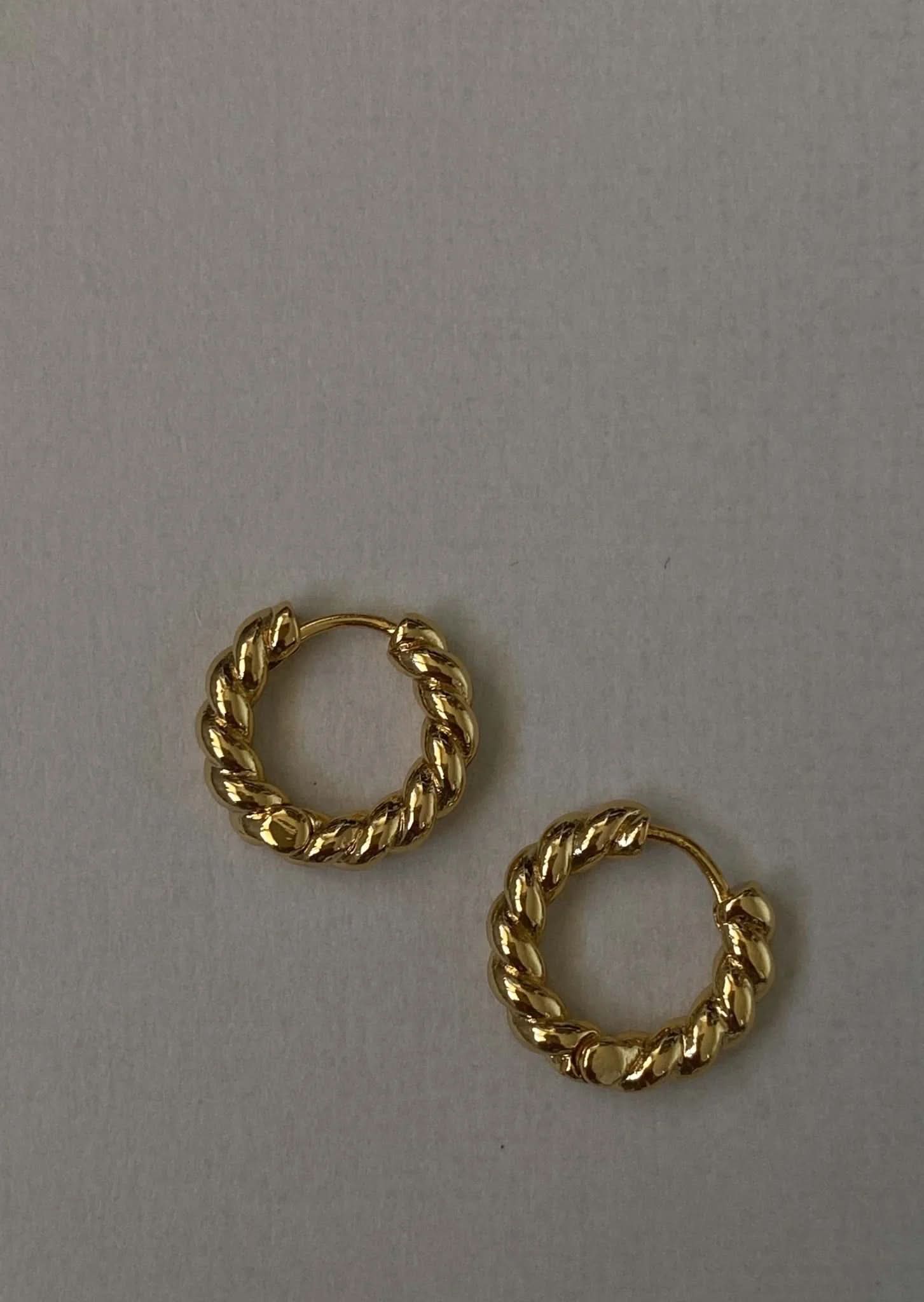 Mavi Hoops