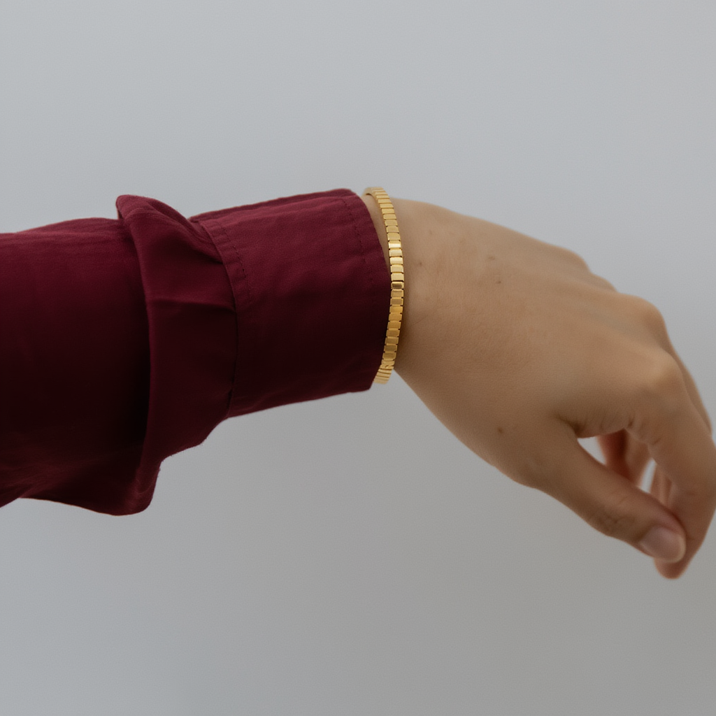 Elise Bangle