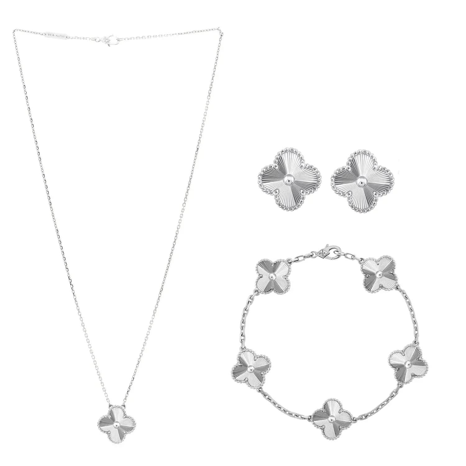 Clover Trio Set