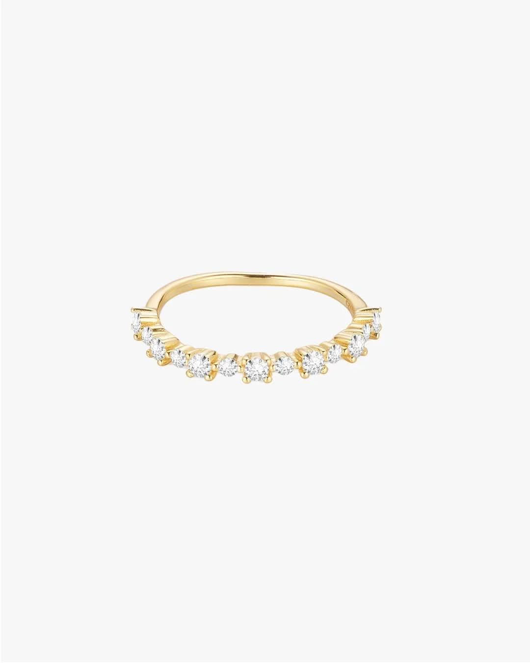 Phia Ring