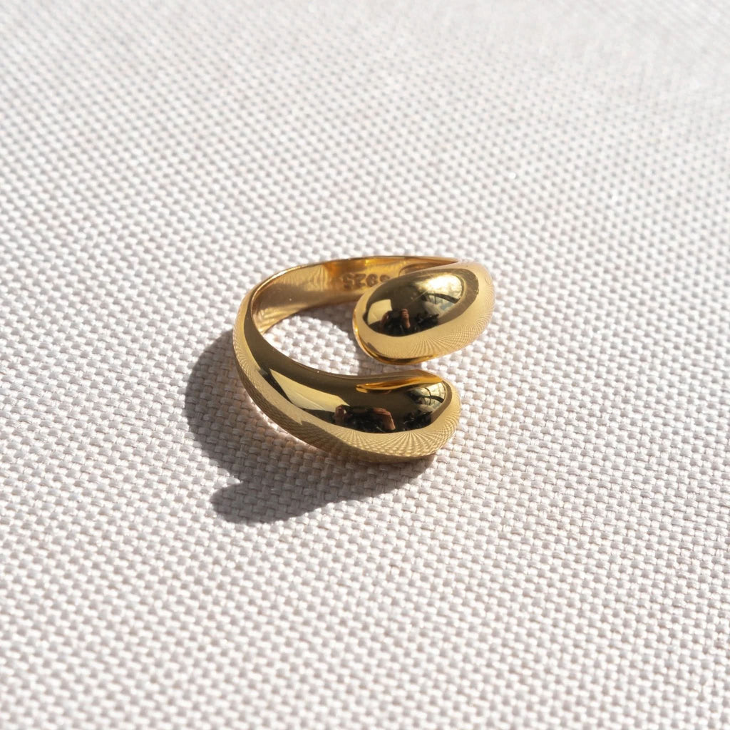 Embrace Ring
