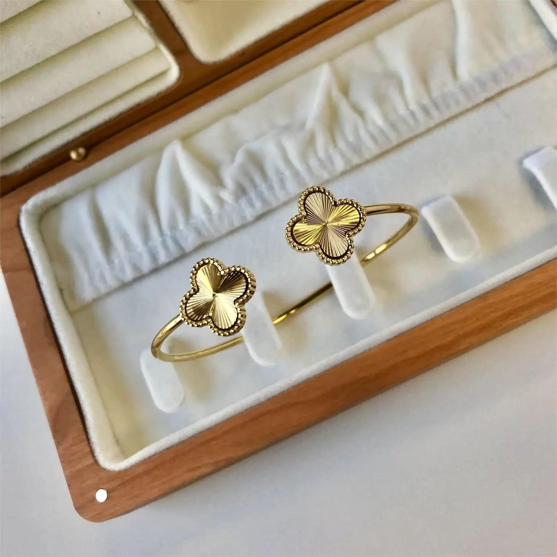 Flower Wrap Bangle