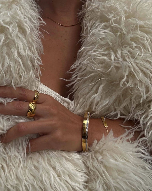 Aubrey Thick Band – Gold