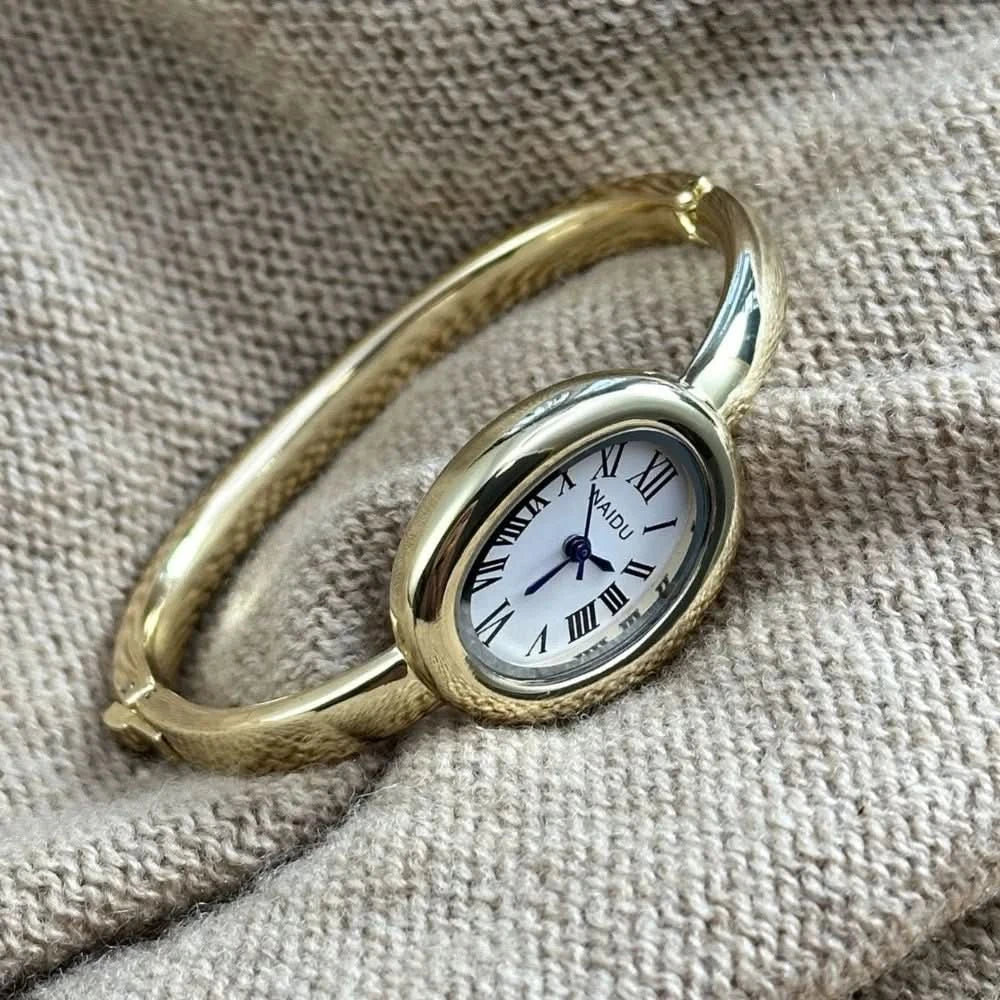 Naidu Oval Watch Gold